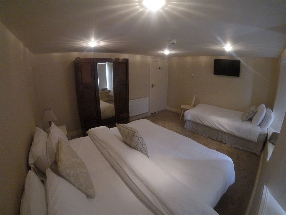 The Townhouse Bed and Breakfast Milltown Malbay Eksteriør billede