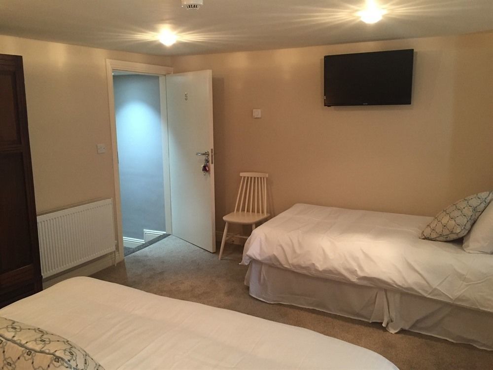 The Townhouse Bed and Breakfast Milltown Malbay Eksteriør billede