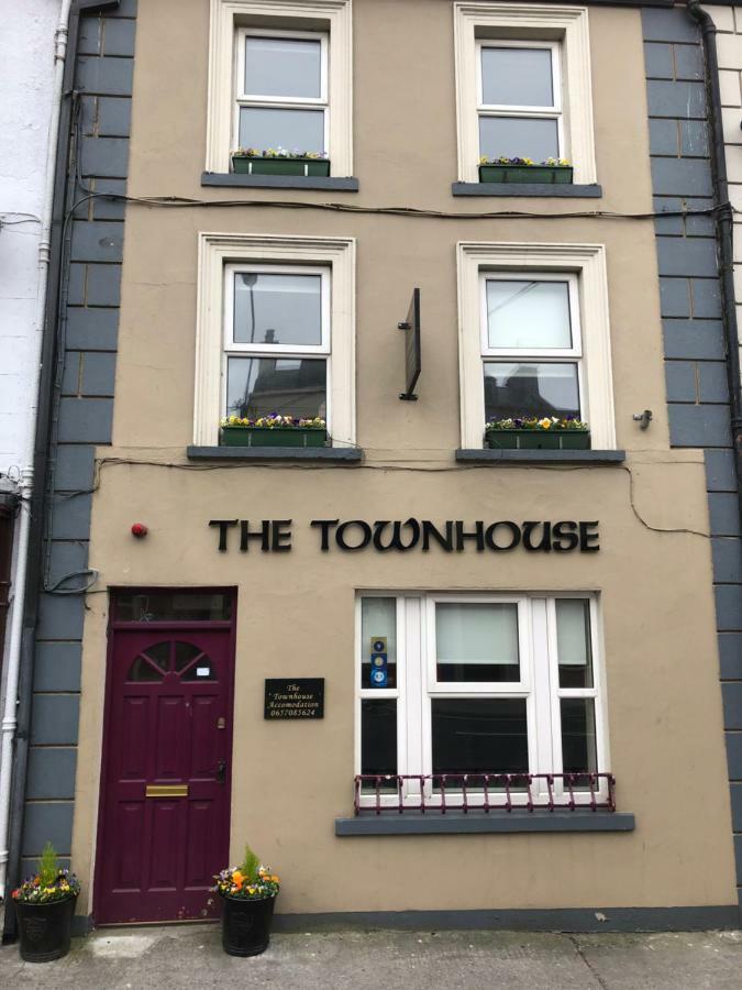 The Townhouse Bed and Breakfast Milltown Malbay Eksteriør billede